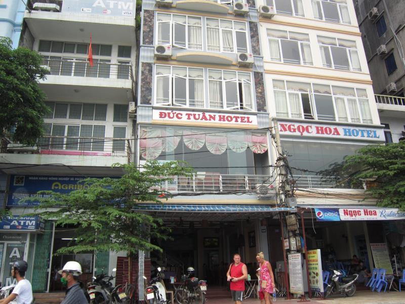 Duc Tuan Hotel Хайфонг Екстериор снимка